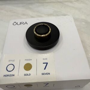 Oura Ring Horizon gold size 7.